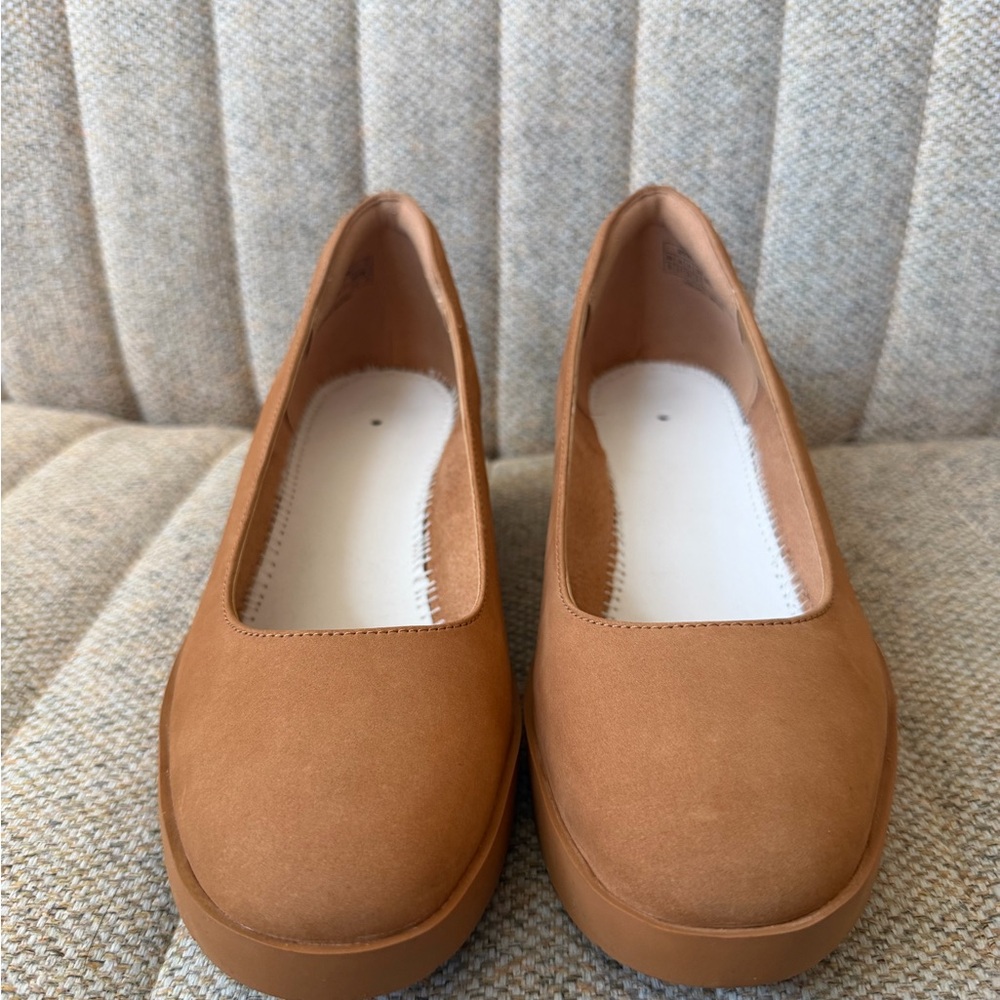 VIONIC "Sereno" Wedge Pumps in Camel, sz 8 - Picture 4 of 9